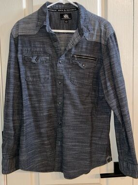 Rock & Republic Men's Button-Down Shirt in Heathered Charcoal